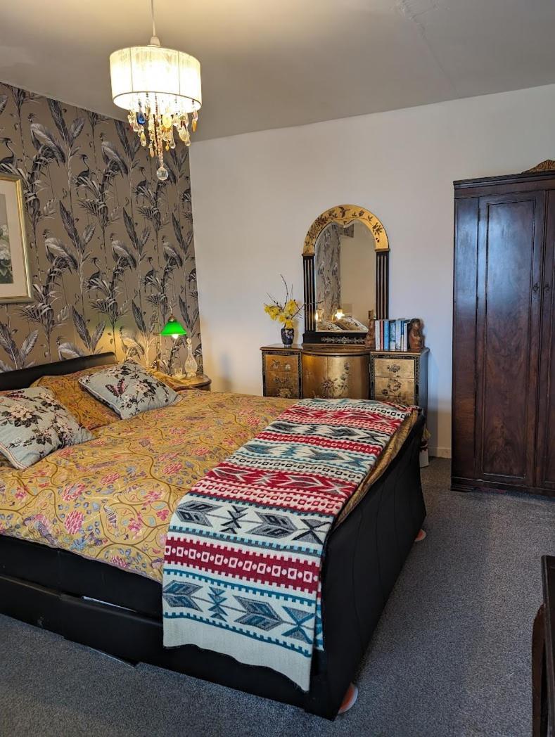 Song Of The Sea, Selkie House Bed and Breakfast Helmsdale Exteriör bild