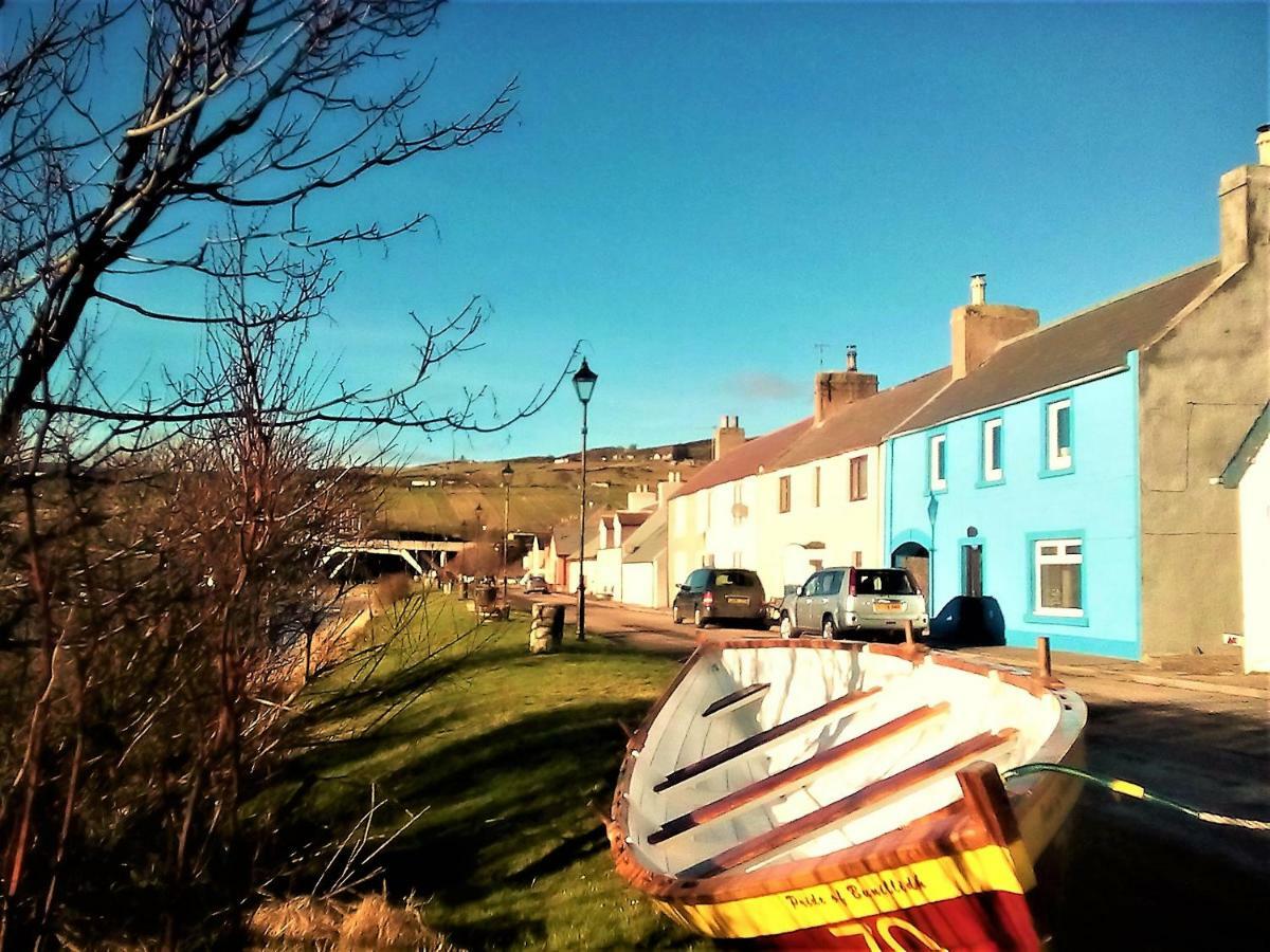 Song Of The Sea, Selkie House Bed and Breakfast Helmsdale Exteriör bild